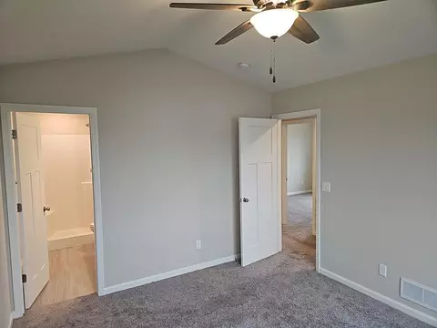 Bedroom - 591 Alaska Loop, Cambridge, MN 55008 photo 3 of 4