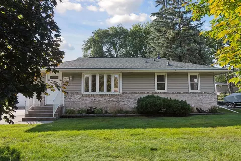 10570 President Dr NE, Blaine, MN 55434