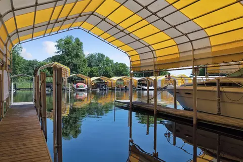 5440 Three Points Blvd #531, Mound, MN 55364