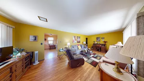 715 S 3rd Ave, Albert Lea, MN 56007 photo 2
