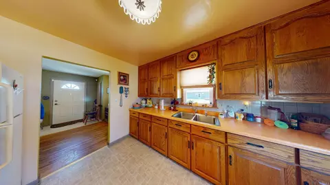 715 S 3rd Ave, Albert Lea, MN 56007 photo 7