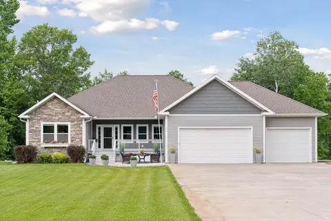 20386 151st St NW, Elk River, MN 55330