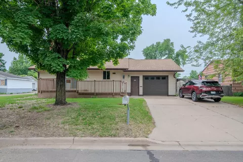 1009 7th St NE, Little Falls, MN 56345