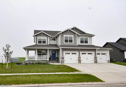 4920 11th St W, West Fargo, ND 58078