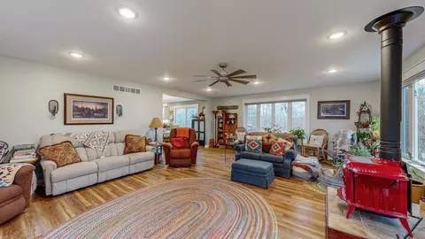 Living - 31340 Indigo Rd, Fountain, MN 55935 photo 2 of 4