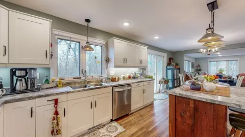 Kitchen - 31340 Indigo Rd, Fountain, MN 55935 photo 2 of 4