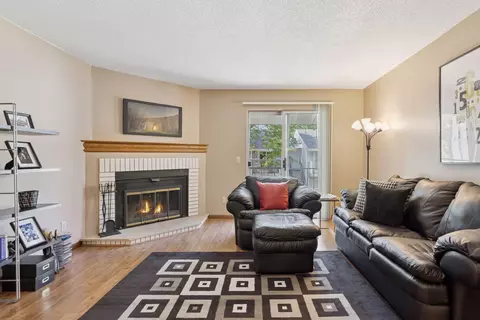 2254 Benson Ave #C, Saint Paul, MN 55116