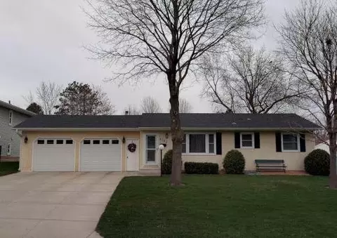 3783 75th St E, Inver Grove Heights, MN 55076