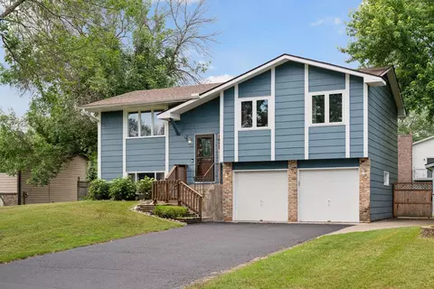 1650 107th Ave NW, Coon Rapids, MN 55433