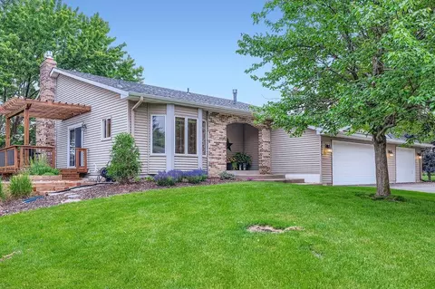 4425 Goldenrod Ln N, Plymouth, MN 55442