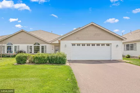 81 Bridgewater Trl, Hudson, WI 54016
