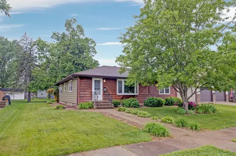 1010 3rd St, Farmington, MN 55024