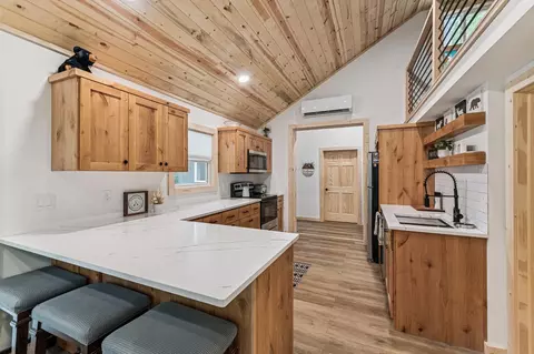 Kitchen - 47235 184th Ave, Mcgregor, MN 55760 photo 2 of 4