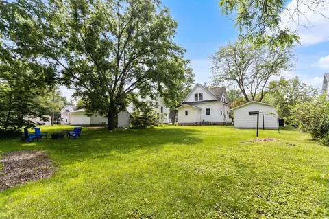 Exterior - 810 7th St NW, Faribault, MN 55021 photo 7 of 8