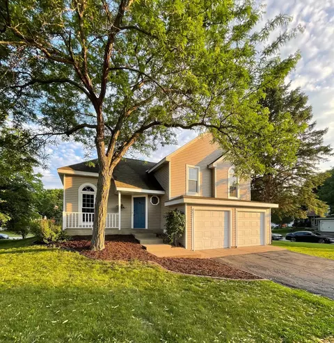 8637 Saratoga Ln, Eden Prairie, MN 55347