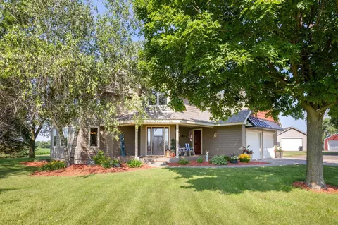 1630 Oxford Ave, Delano, MN 55328