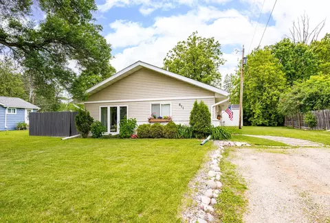611 NE 11th Ave, Grand Rapids, MN 55744