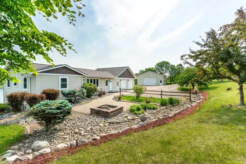 29487 Riverview Rd, Fergus Falls, MN 56537