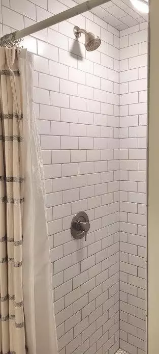 Bath - 9029 Crown Hill Ct, Brainerd, MN 56401 photo 4 of 8