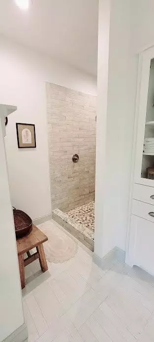 Bath - 9029 Crown Hill Ct, Brainerd, MN 56401 photo 2 of 8