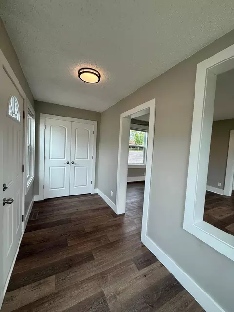 Entry Way - 540 N 1 St, Dassel, MN 55325 photo 1 of 3