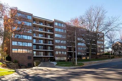 600 4th St SW #401, Rochester, MN 55902