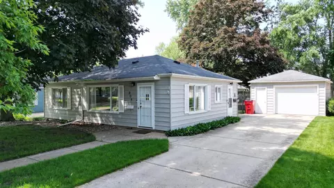 804 17th St SW, Austin, MN 55912