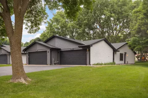 8824 134th St W, Apple Valley, MN 55124