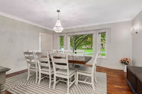 4189 Countryside Dr, Eagan, MN 55123 photo 9