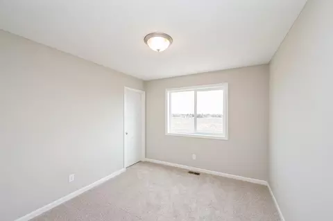 Bedroom - 2601 Arbor Dr, Buffalo, MN 55313 photo 1 of 6