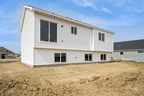 Exterior - 2601 Arbor Dr, Buffalo, MN 55313 photo 3 of 5