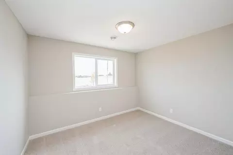Bedroom - 2601 Arbor Dr, Buffalo, MN 55313 photo 5 of 6