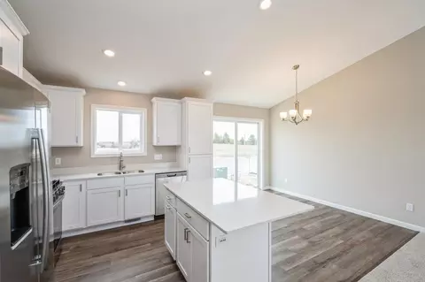 Kitchen - 2601 Arbor Dr, Buffalo, MN 55313 photo 4 of 4