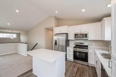 Kitchen - 2601 Arbor Dr, Buffalo, MN 55313 photo 2 of 4