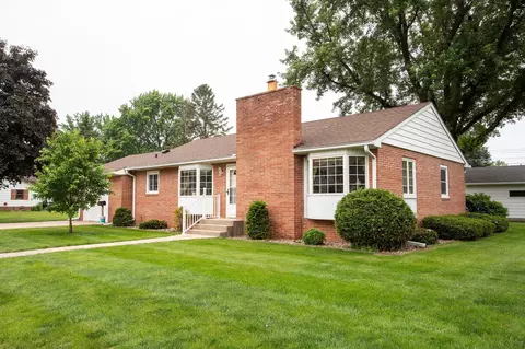 275 Court St S, Prescott, WI 54021