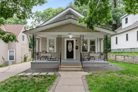 242 Winona St W, West Saint Paul, MN 55118