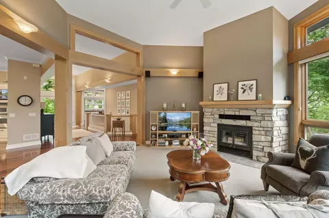 Living - 6300 78th Ln, Greenfield, MN 55357 photo 2 of 6