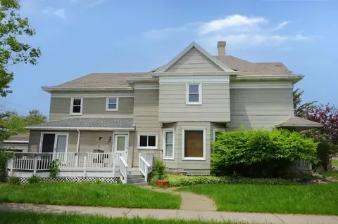 2332 E 7th St, Superior, WI 54880