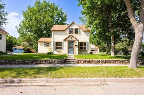 301 8th Ave E, Alexandria, MN 56308