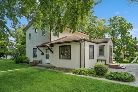 10117 Nicollet Ave S, Bloomington, MN 55420