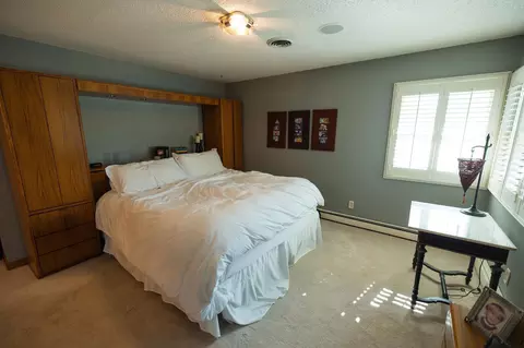 Bedroom - 701 E Oak Ave, Olivia, MN 56277 photo 5 of 8