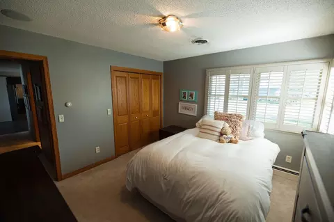 Bedroom - 701 E Oak Ave, Olivia, MN 56277 photo 2 of 8