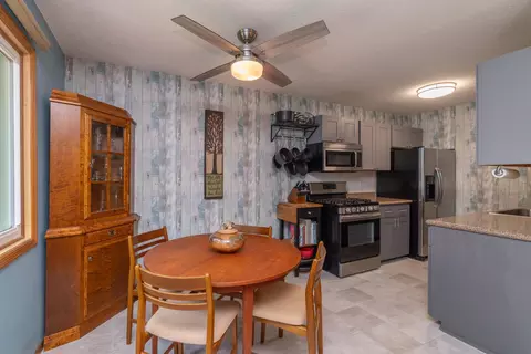 3230 Hill Ridge Dr #88, Eagan, MN 55121 photo 8