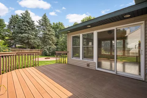 597 Thames Cir, Eagan, MN 55123 photo 35