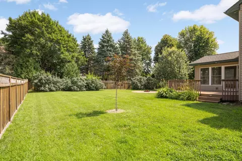 597 Thames Cir, Eagan, MN 55123 photo 38