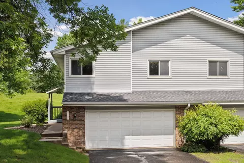 6160 Creek View Rdg, Minnetonka, MN 55345