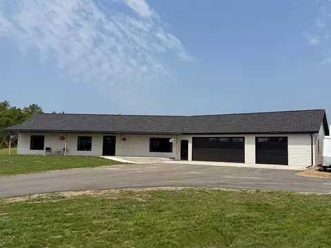Exterior - 16696 Eclipse Dr, Park Rapids, MN 56470 photo 4 of 6