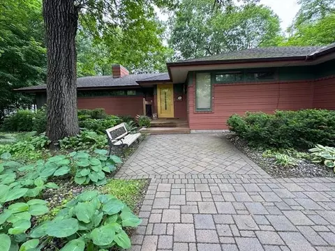 3585 Crystal Pl, Wayzata, MN 55391