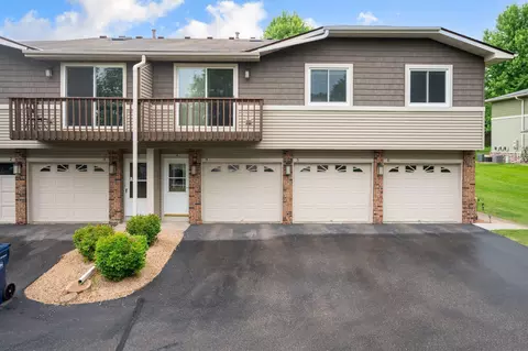 14205 44th Pl N #4, Plymouth, MN 55446