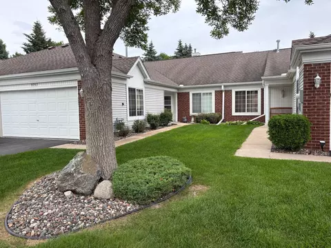 9257 Prairieview Trl N, Champlin, MN 55316